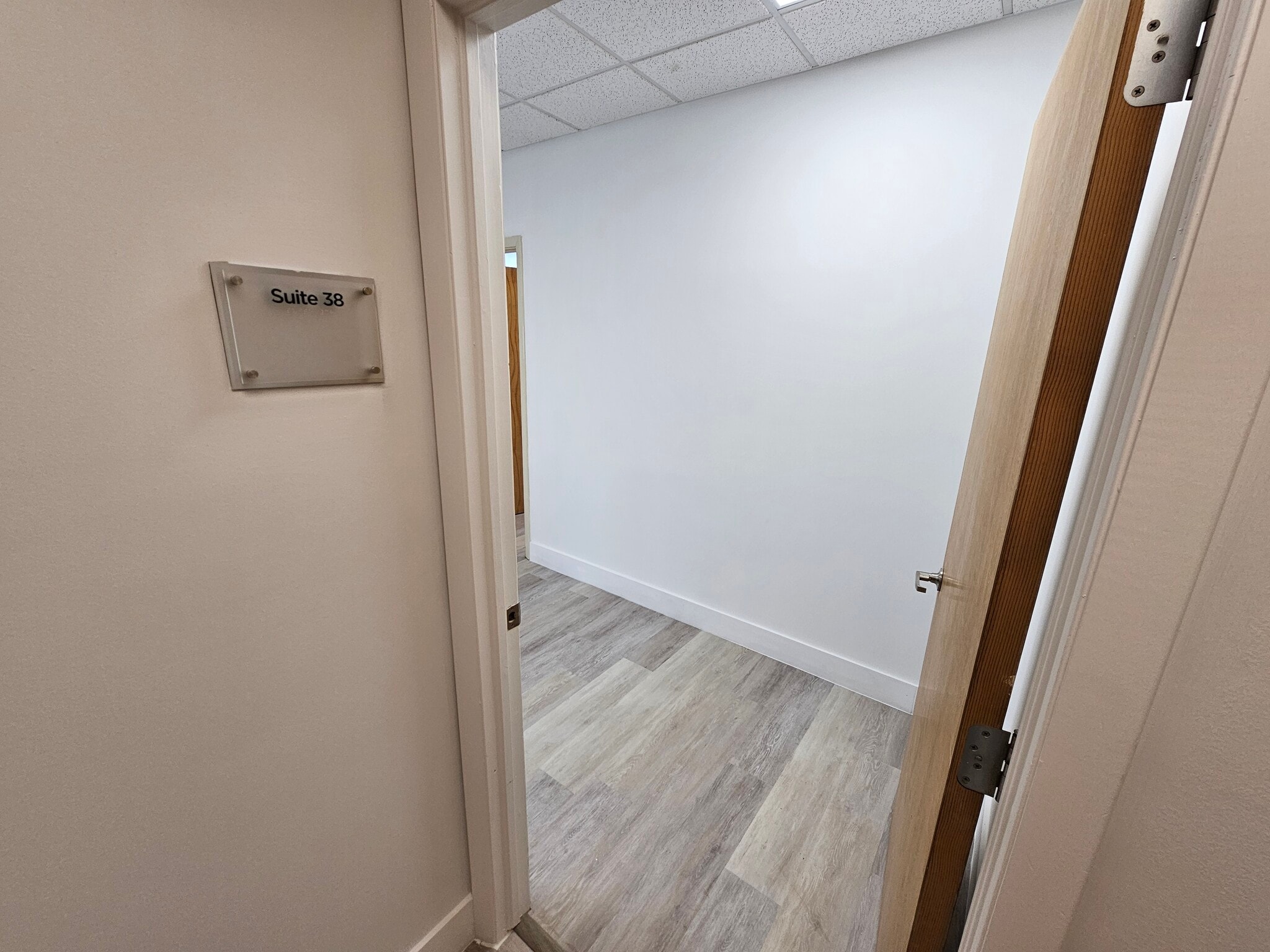 12550 Biscayne Blvd, North Miami, FL à louer Photo du bâtiment- Image 1 de 8