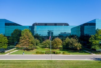 Plus de détails pour 320 E Big Beaver Rd, Troy, MI - Bureau à louer