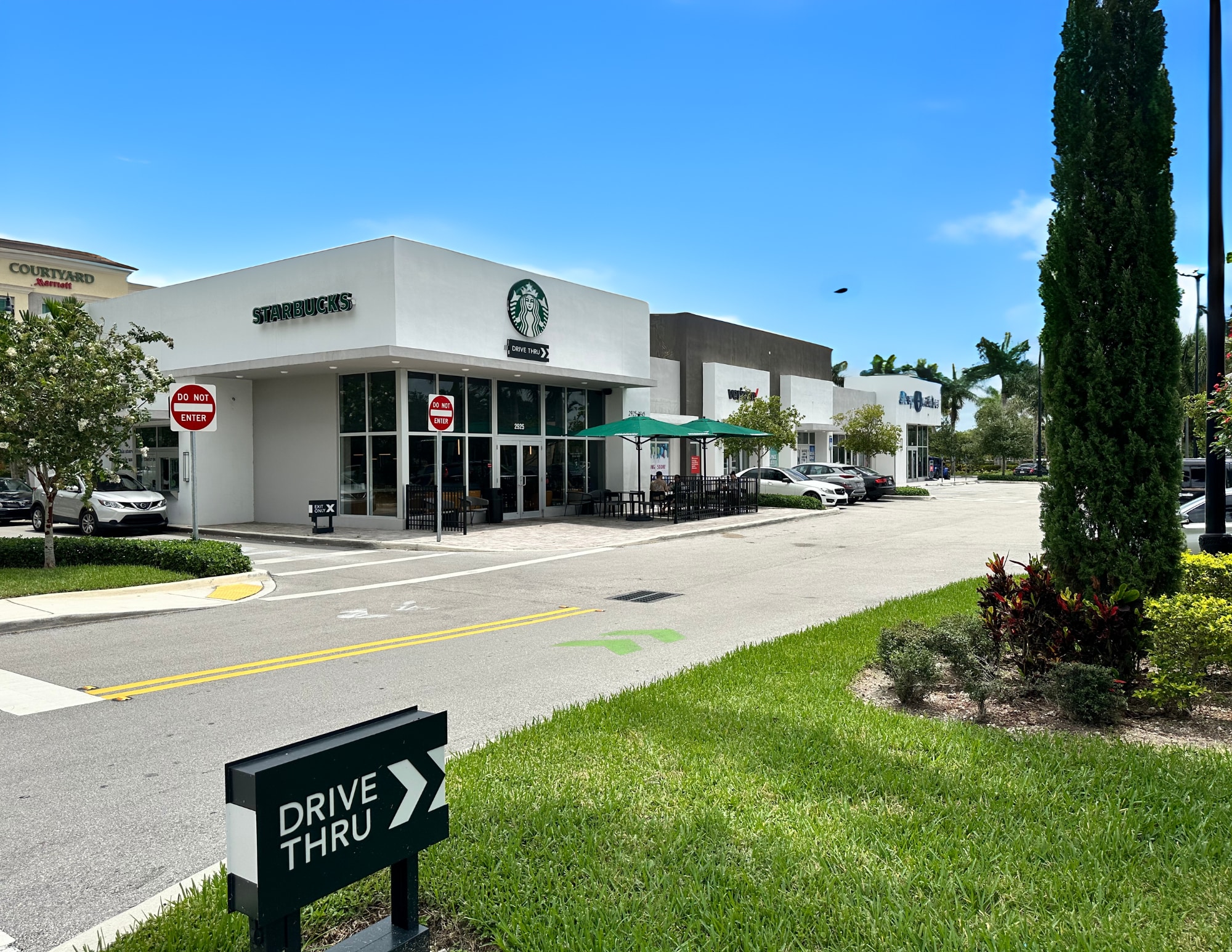 2925 NE 8th St, Homestead, FL à louer Photo du bâtiment- Image 1 de 14