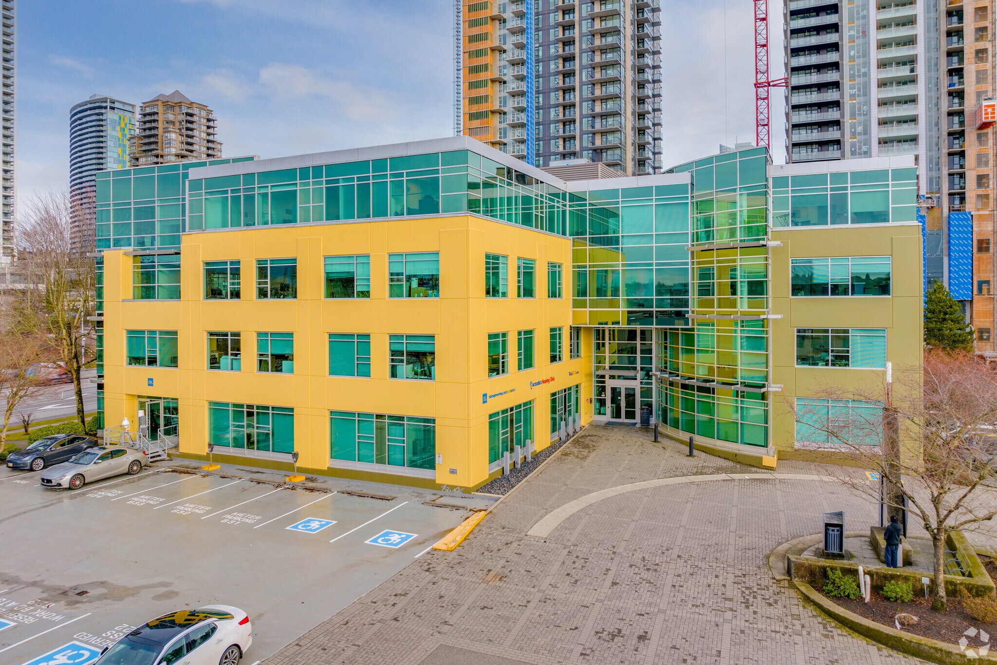 3999 Henning Dr, Burnaby, BC for lease Building Photo- Image 1 of 7