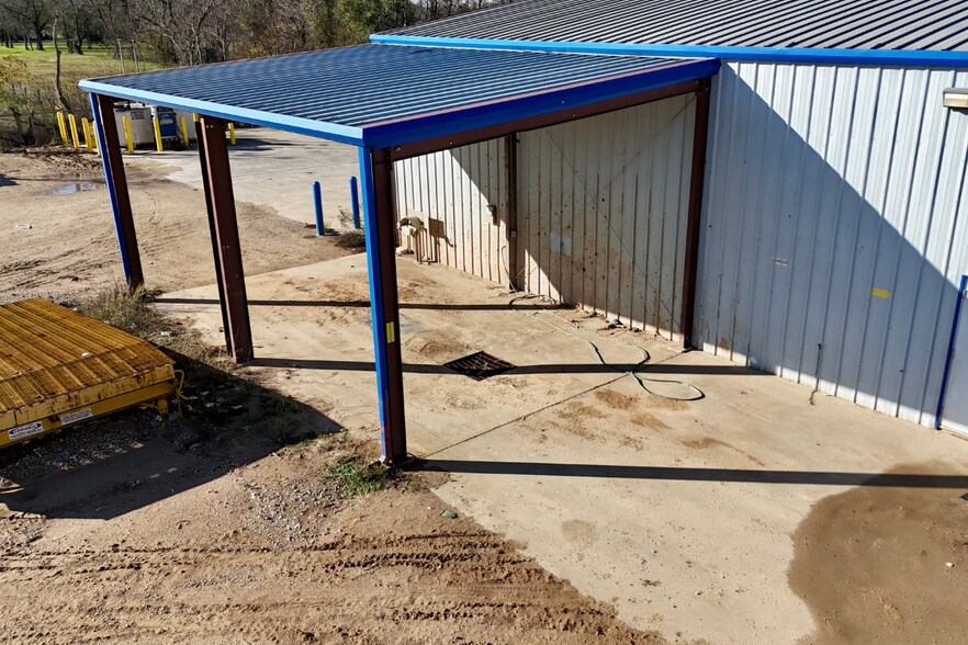 34705 Katy Fwy, Brookshire, TX à louer - Photo du bâtiment - Image 3 de 5