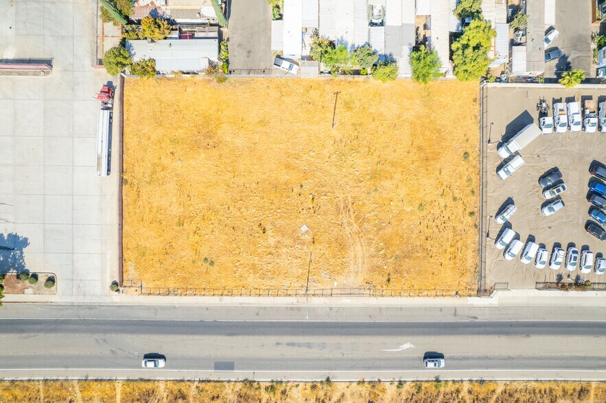 2129 Atwater Blvd, Atwater, CA for sale - Building Photo - Image 2 of 27