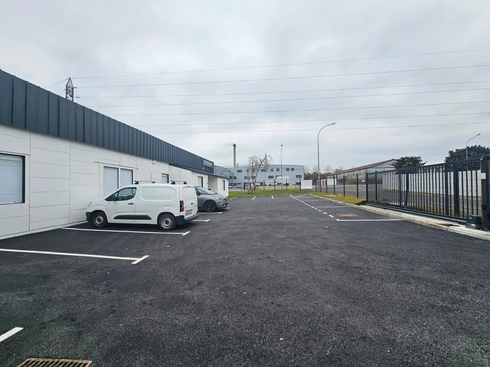 Bureau dans Meaux à louer Photo du bâtiment- Image 1 de 11