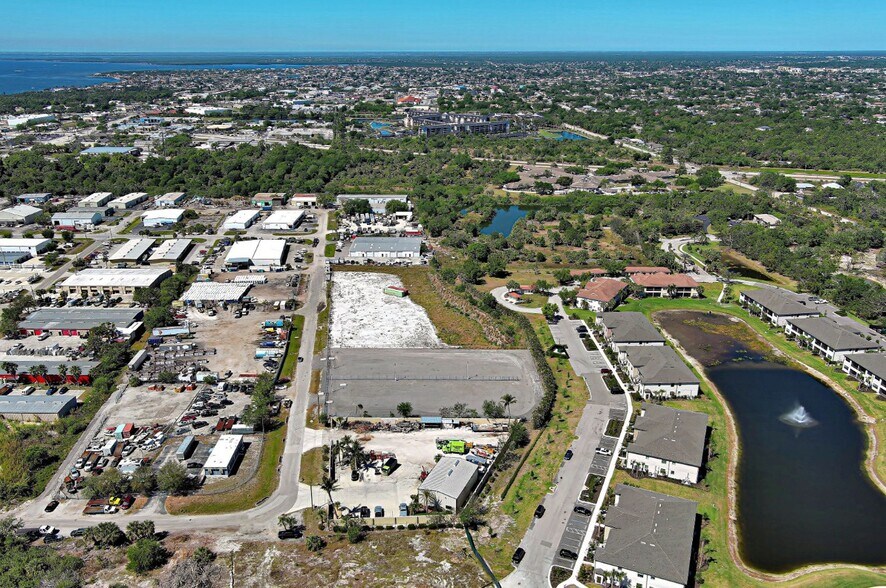 23426 Janice Ave, Port Charlotte, FL à louer - Aérien - Image 3 de 18