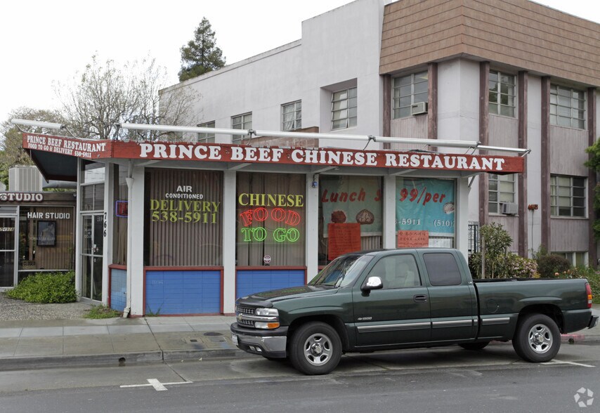 766 A St, Hayward, CA à vendre - Photo du bâtiment - Image 3 de 5