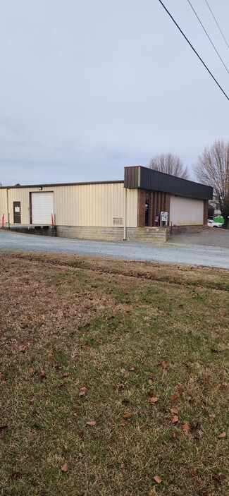 Plus de détails pour 2801 Chamber Dr, Monroe, NC - Industriel à louer