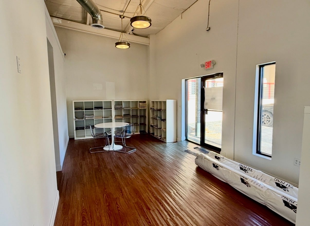 500 Bishop St, Atlanta, GA for lease Interior Photo- Image 1 of 14