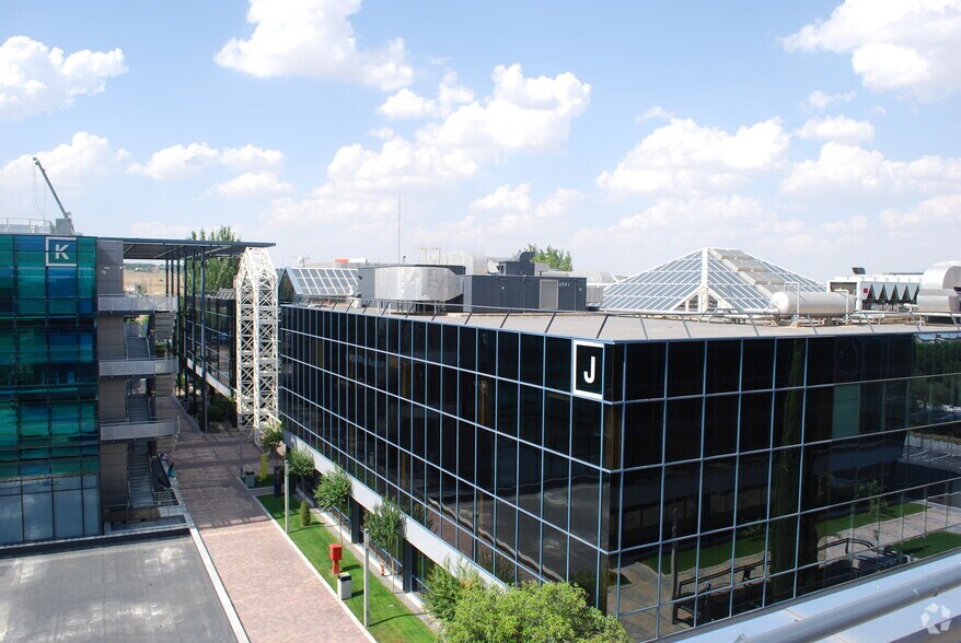Avenida de Castilla, 2, Torrejón de Ardoz, Madrid for lease - Building Photo - Image 3 of 10