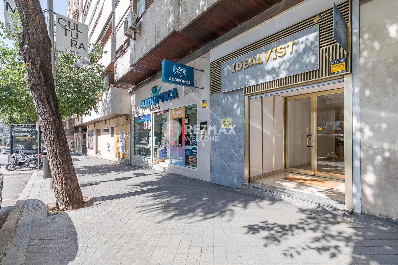 Retail in Madrid, Madrid for lease Interior Photo- Image 1 of 12
