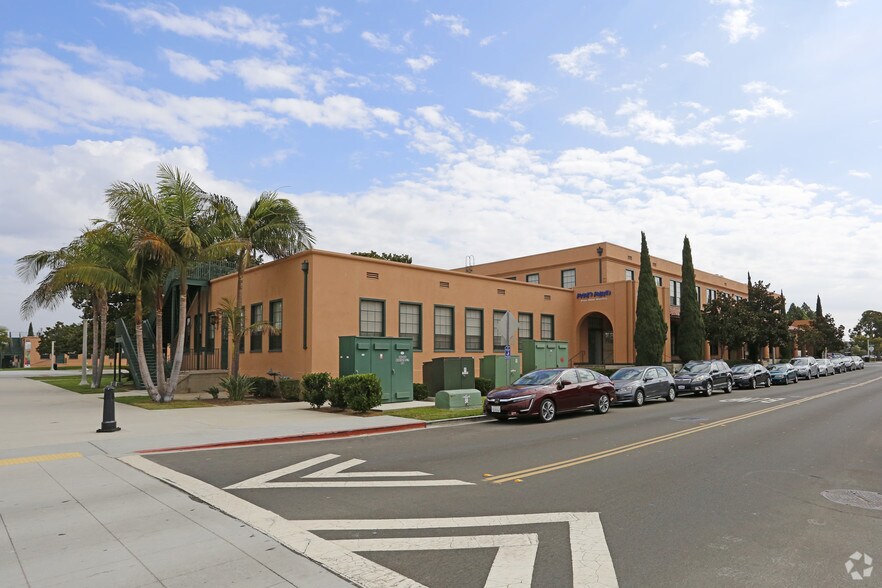 2820 Roosevelt St, San Diego, CA à louer - Photo du bâtiment - Image 3 de 5