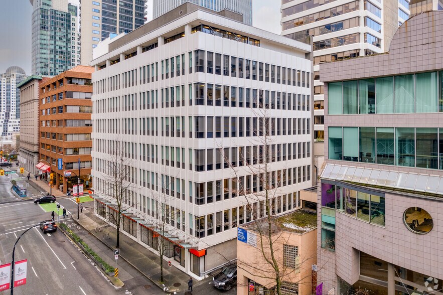 890 W Pender St, Vancouver, BC à louer - Photo du bâtiment - Image 2 de 15