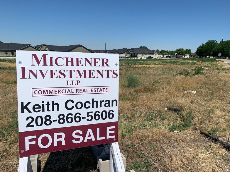780 Alice Lake Ave, Middleton, ID à vendre - Photo du bâtiment - Image 2 de 2