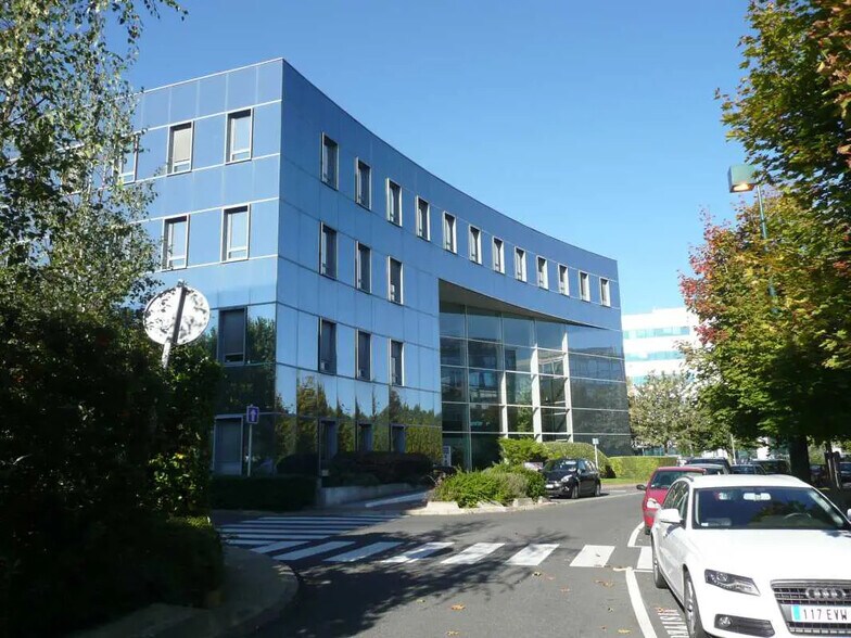 18 Place Des Nympheas, Villepinte à louer - Photo du bâtiment - Image 1 de 9