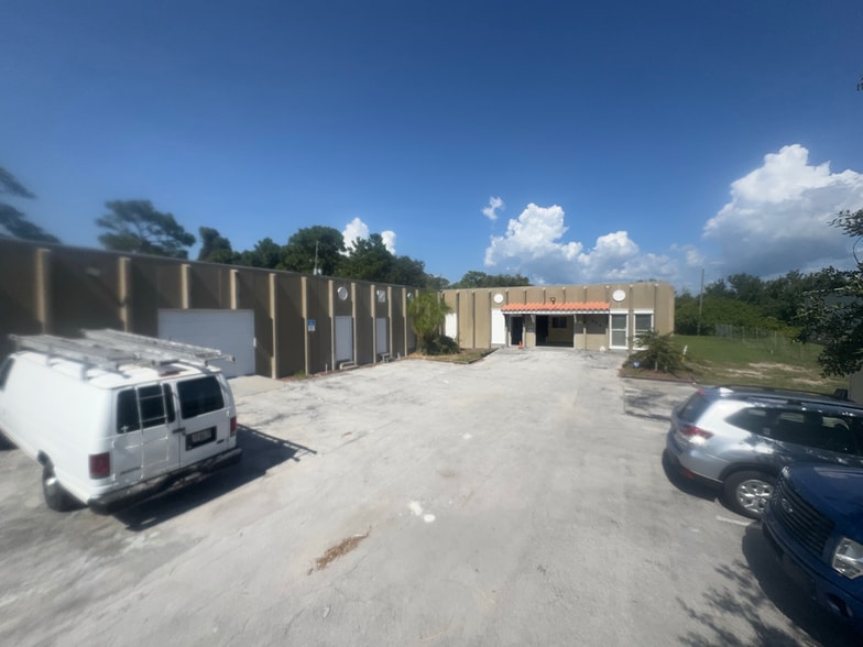 904 Anclote Rd, Tarpon Springs, FL for sale - Building Photo - Image 3 of 16