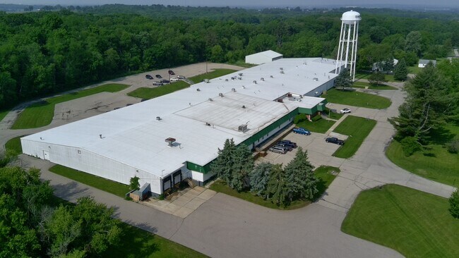 Plus de détails pour 5560 E Buss Rd, Clinton, WI - Industriel à louer