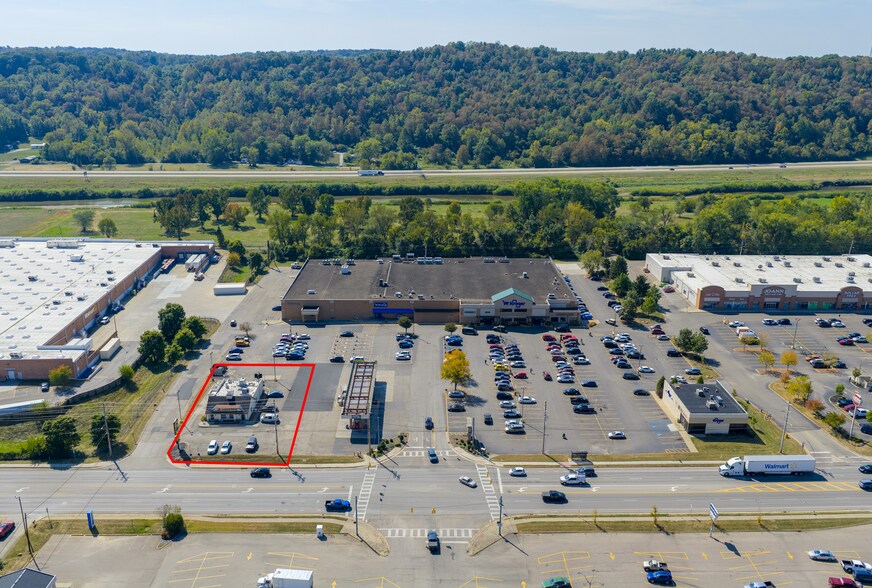 921 E State St, Athens, OH for lease - Aerial - Image 2 of 8