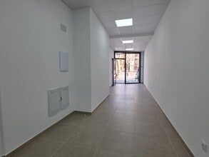 Retail in Arenys de Munt, Barcelona for lease Interior Photo- Image 2 of 7