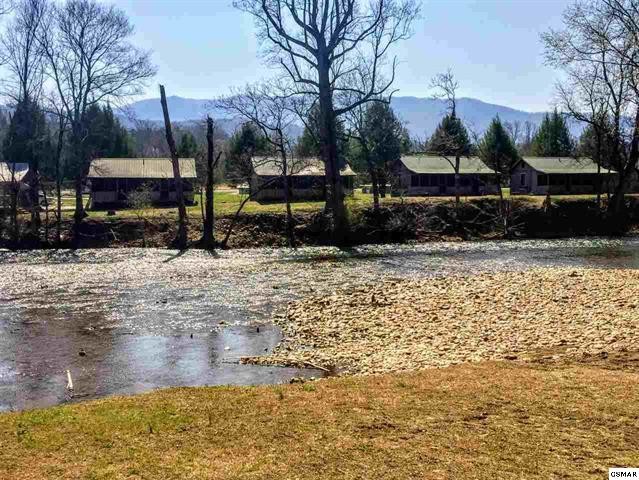 7269 E Lamar Alexander Pky, Townsend, TN for sale - Primary Photo - Image 1 of 1