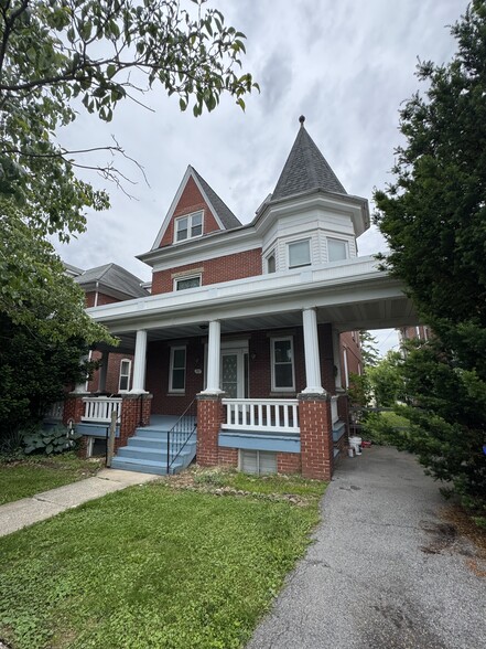 711 Oak Hill Ave, Hagerstown, MD for sale - Building Photo - Image 3 of 15