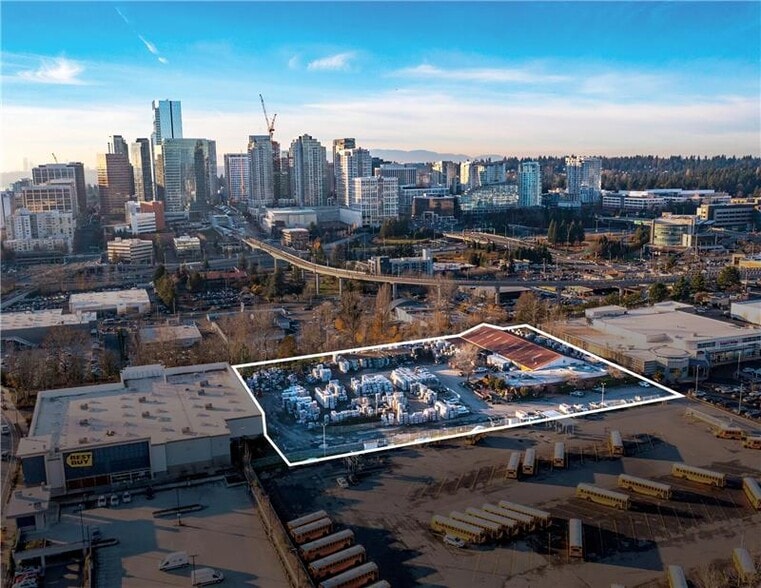 605 119th Ave NE, Bellevue, WA à louer - Photo principale - Image 1 de 1