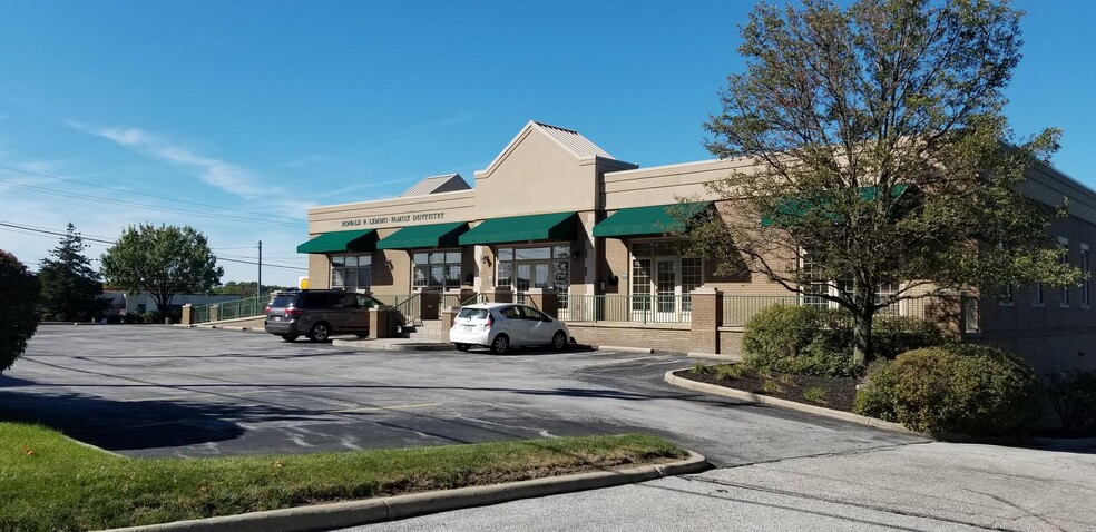 2775 Bishop Rd, Wickliffe, OH for lease - Building Photo - Image 1 of 6