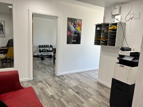 7200 S Pennsylvania Ave, Oklahoma City, OK for lease Interior Photo- Image 2 of 11