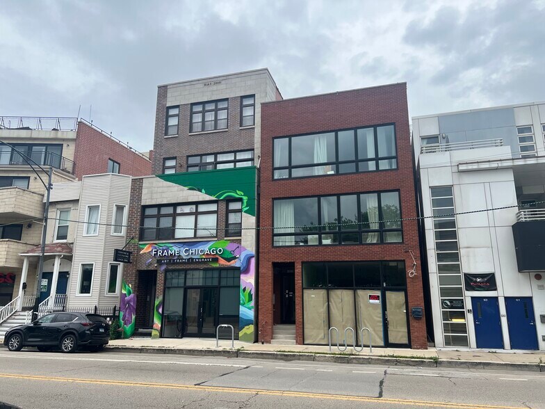 1625 N Clybourn Ave, Chicago, IL for lease - Building Photo - Image 1 of 11