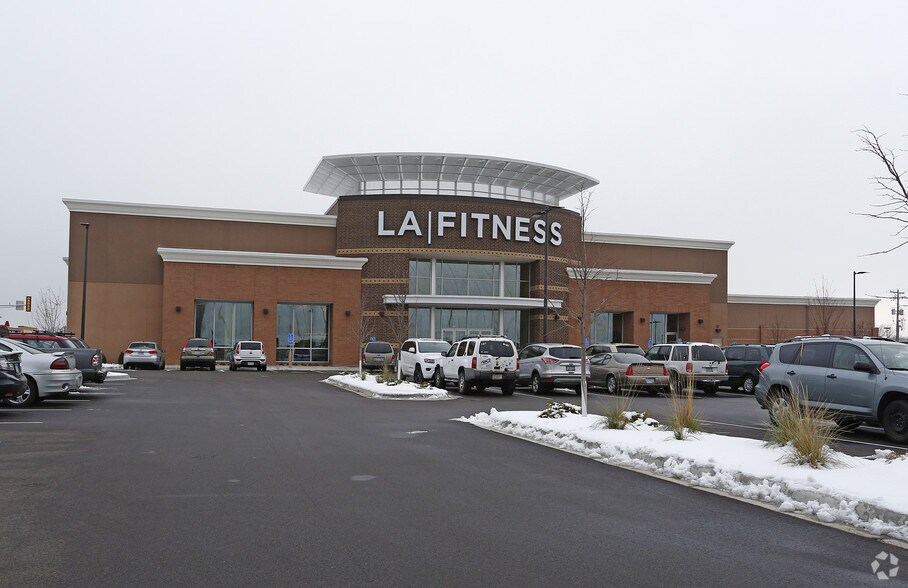 1611 Robert St S, West Saint Paul, MN for lease - Building Photo - Image 2 of 4