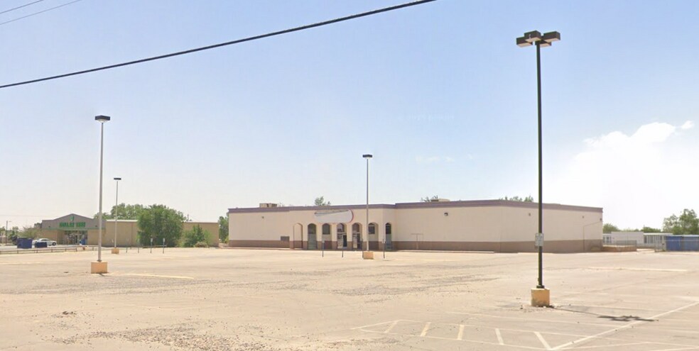 2111 N Florida Ave, Alamogordo, NM à vendre - Photo du bâtiment - Image 1 de 2