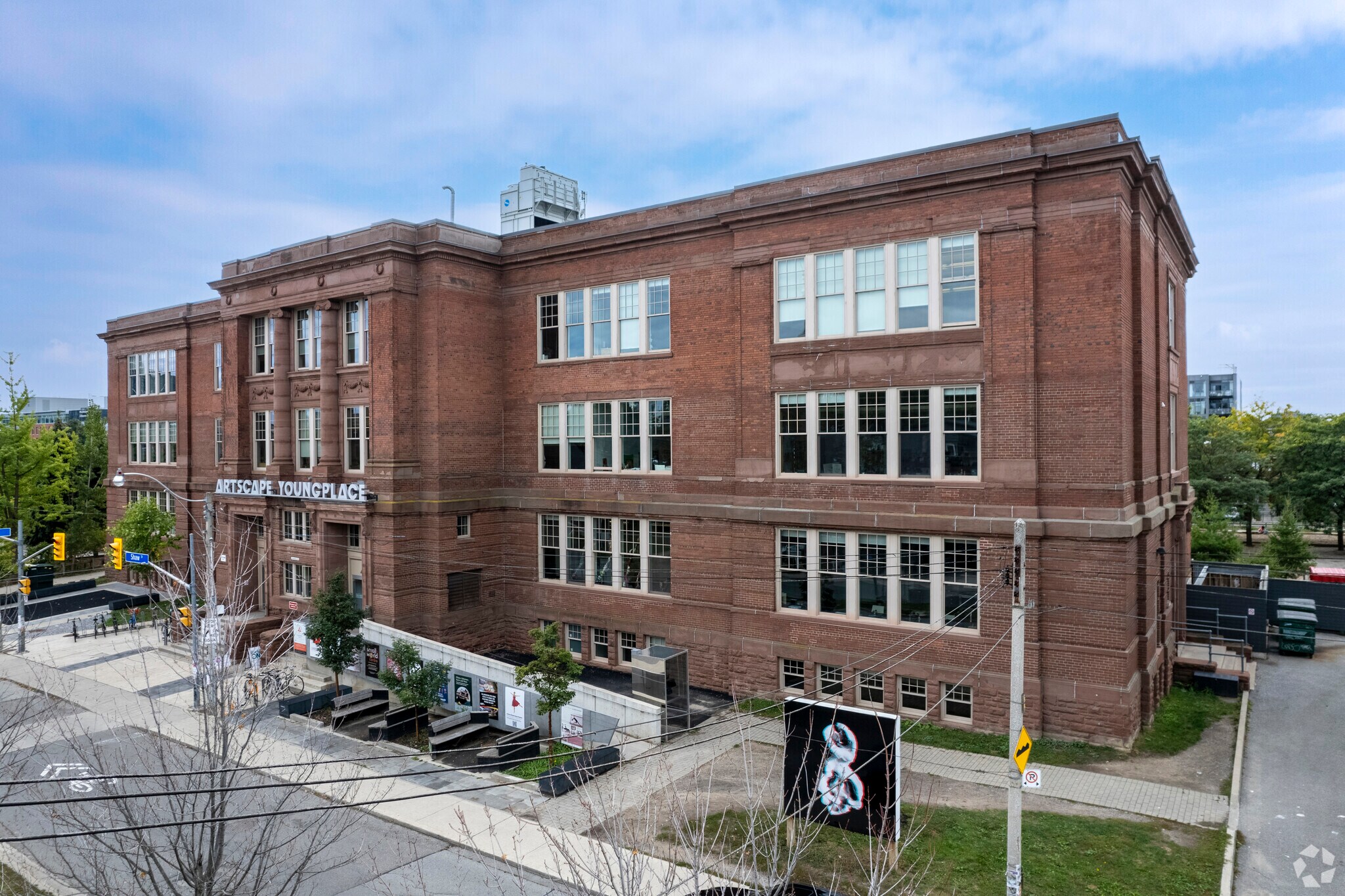 180 Shaw St, Toronto, ON à vendre Photo principale- Image 1 de 4