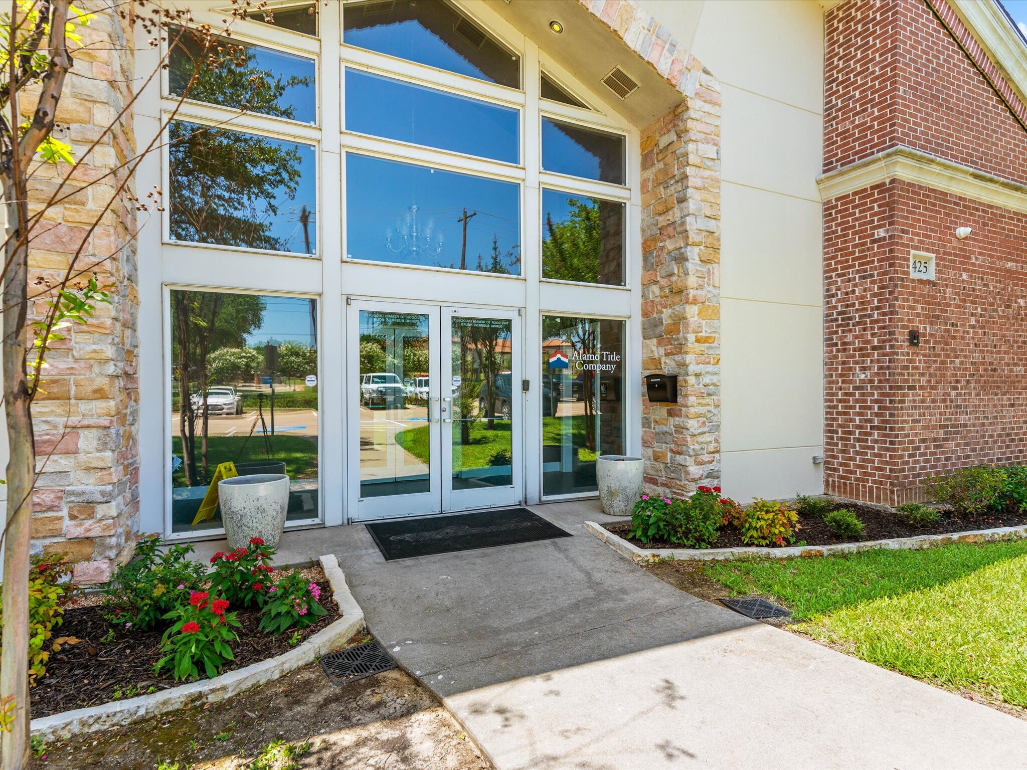 425 E Southlake Blvd, Southlake, TX for lease Primary Photo- Image 1 of 6