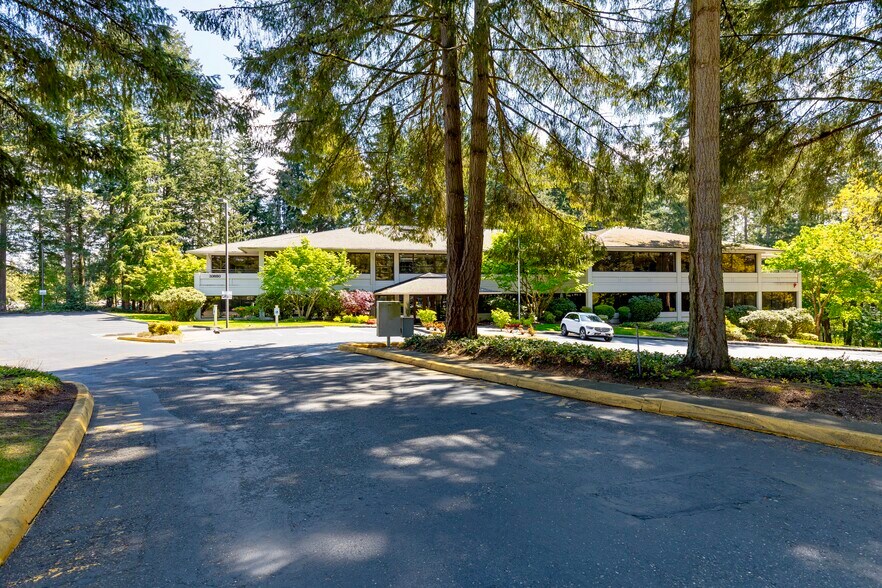 33650 6th Ave S, Federal Way, WA à vendre - Photo du bâtiment - Image 3 de 25