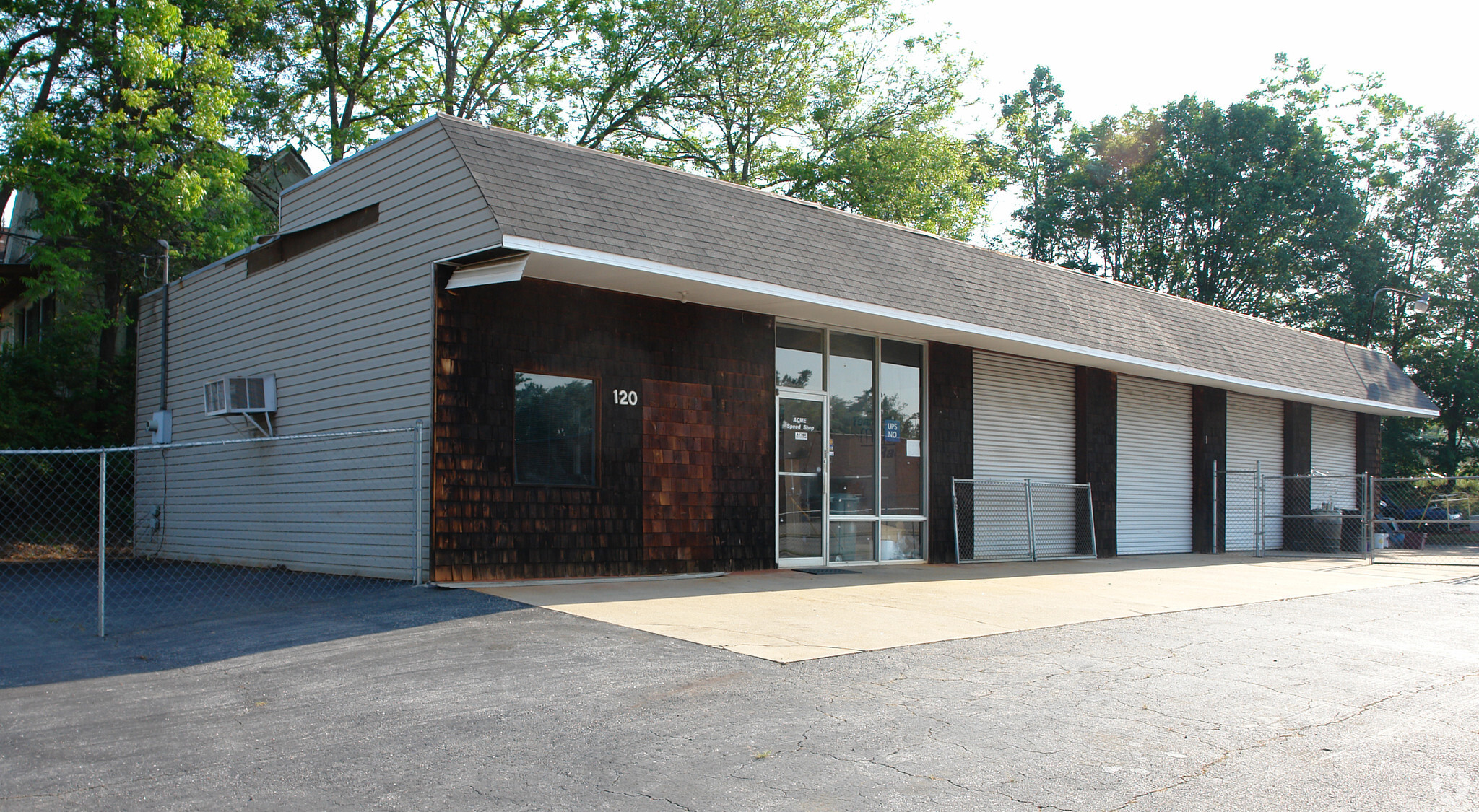 120 Shaw St, Greenville, SC for sale Primary Photo- Image 1 of 1