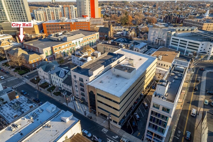 100 Bayard St, New Brunswick, NJ for lease - Building Photo - Image 3 of 8