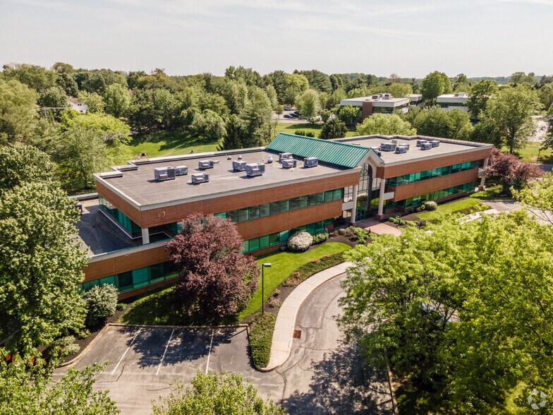 2 Campus Blvd, Newtown Square, PA à vendre - Photo du bâtiment - Image 3 de 5