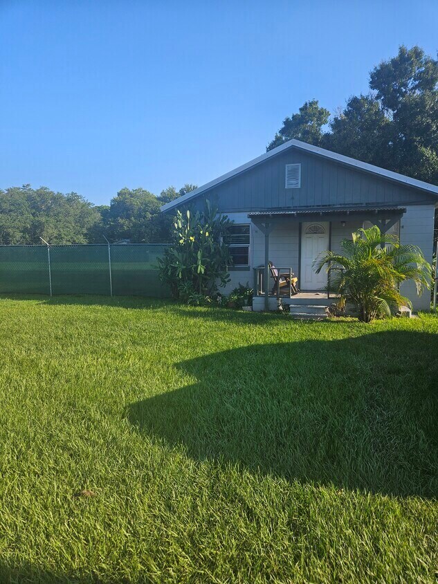 Plus de détails pour 4401 Allan St, Kissimmee, FL - Industriel à vendre