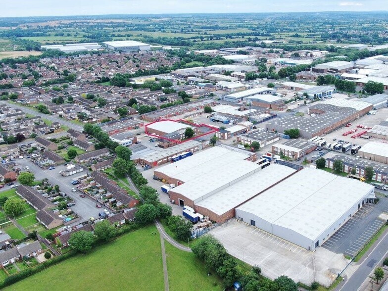 Unit 41 Murdock Rd, Bicester à louer - Photo du bâtiment - Image 2 de 3