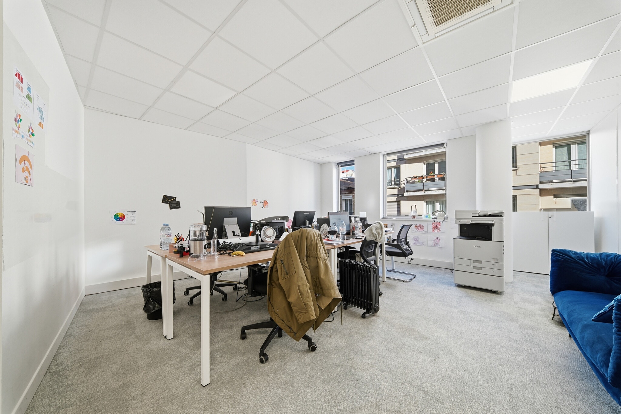 Office in Levallois-Perret for sale Building Photo- Image 1 of 7