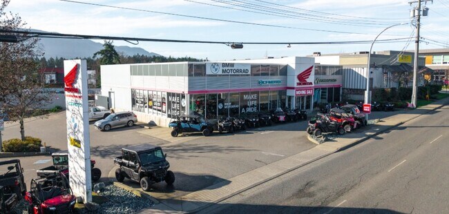 Plus de détails pour 1809 Bowen Rd, Nanaimo, BC - Industriel à vendre