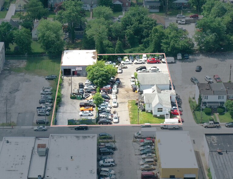 Automotive Investment Sale portefeuille de 2 propriétés à vendre sur LoopNet.ca - Aérien - Image 2 de 9