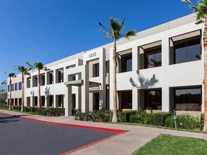 4790 Eastgate Mall, San Diego, CA for lease - Building Photo - Image 2 of 29