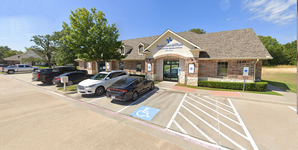 1241 Cross Timbers Rd, Flower Mound, TX à louer - Photo du bâtiment - Image 3 de 5