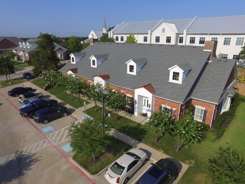 211 E Southlake Blvd, Southlake, TX for lease - Building Photo - Image 3 of 30