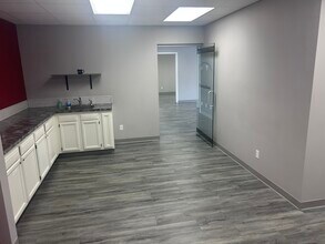 2355 Belmont Center Dr NE, Belmont, MI for lease Interior Photo- Image 2 of 6