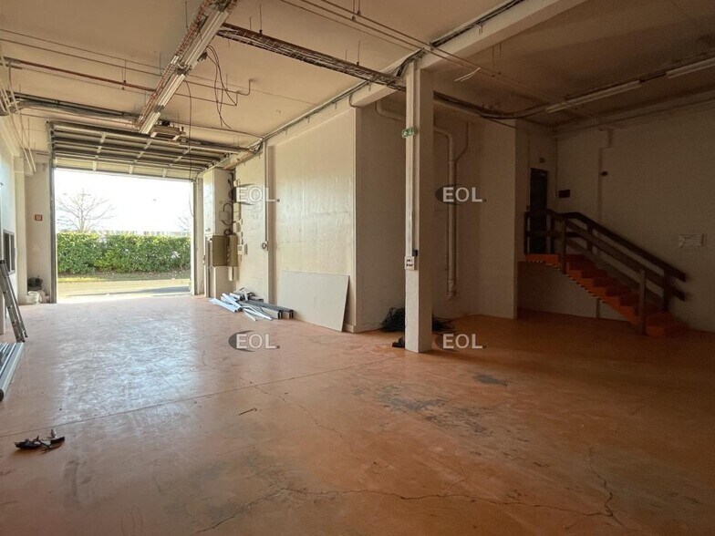 Flex dans Gennevilliers à louer - Photo du bâtiment - Image 3 de 16