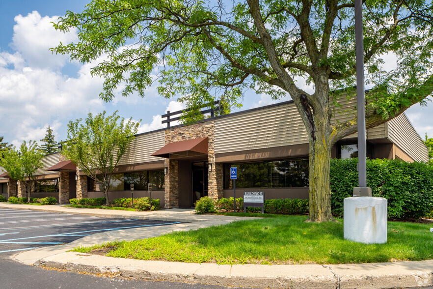 27734-27740 Franklin Rd, Southfield, MI for sale - Primary Photo - Image 1 of 8