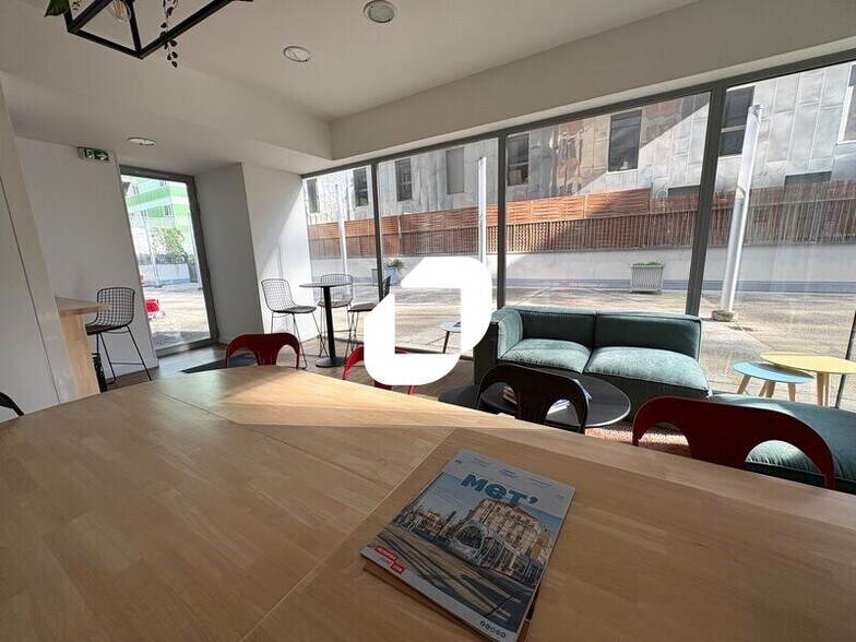 Rue Casimir Périer, Lyon for lease - Interior Photo - Image 3 of 10