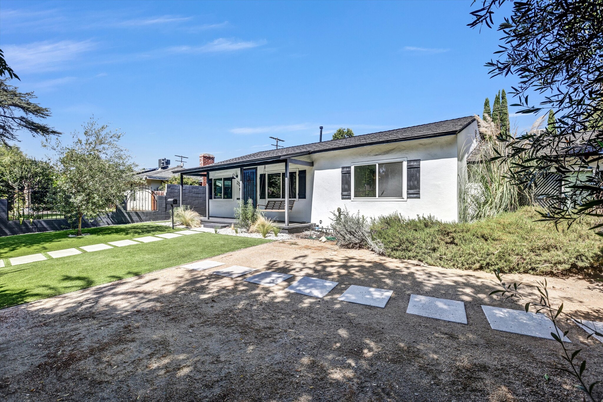 6512 Coldwater Canyon Ave, Valley Glen, CA for sale Building Photo- Image 1 of 46