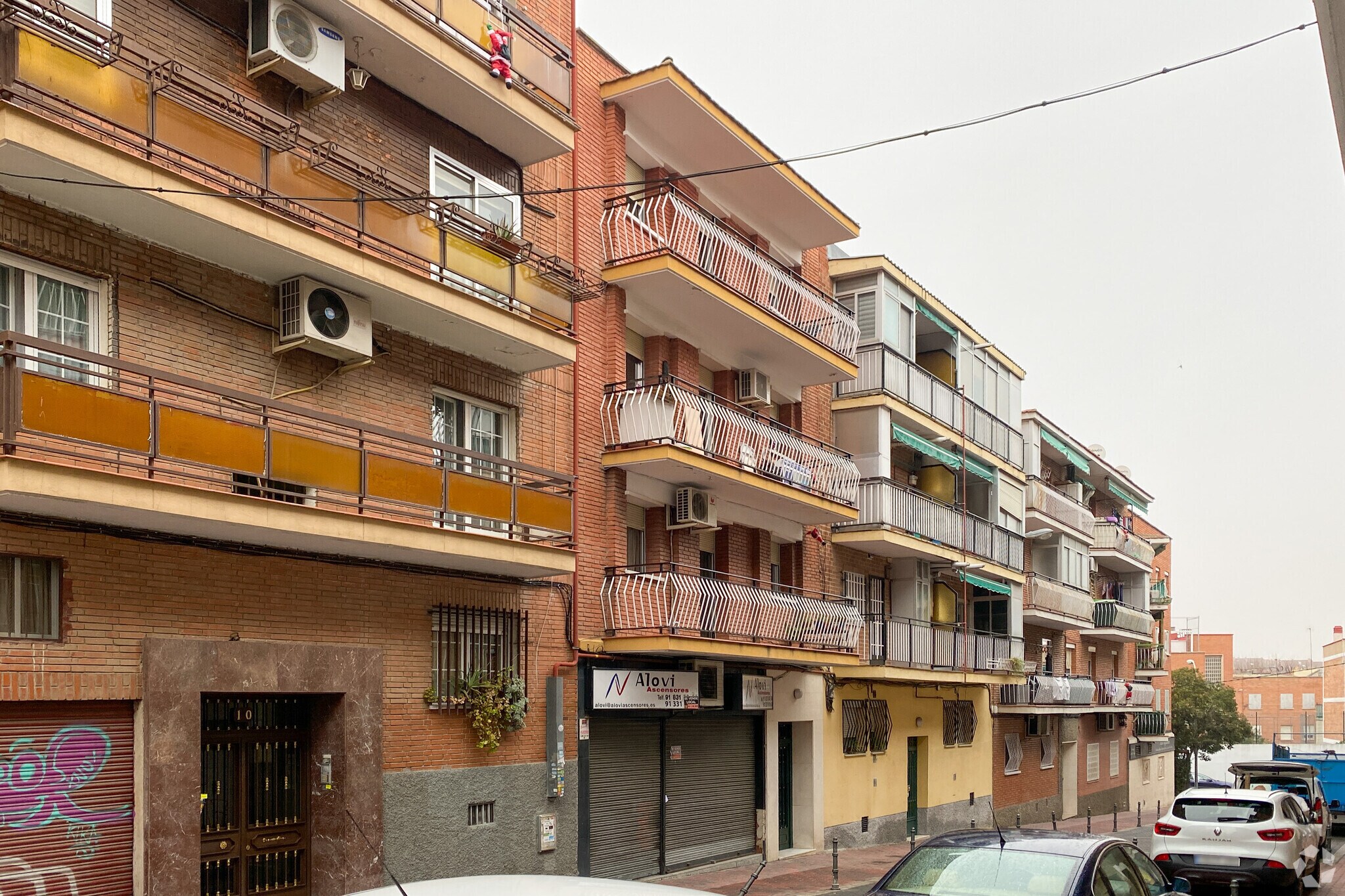 Calle de Peña Nueva, 8, Madrid, Madrid for sale Primary Photo- Image 1 of 3