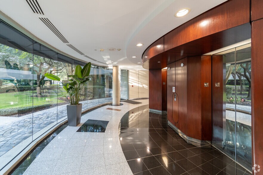 601 S Lake Destiny Rd, Maitland, FL à louer - Hall d’entrée - Image 2 de 14